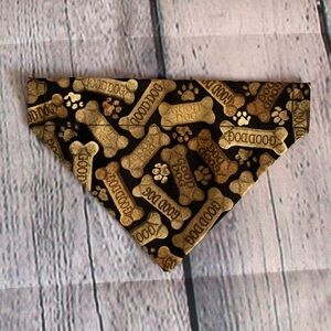 Handmade: Small Good Dog Pet Bandana